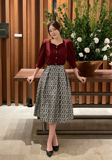 Melua Heart Neck Three Quarter Blouse